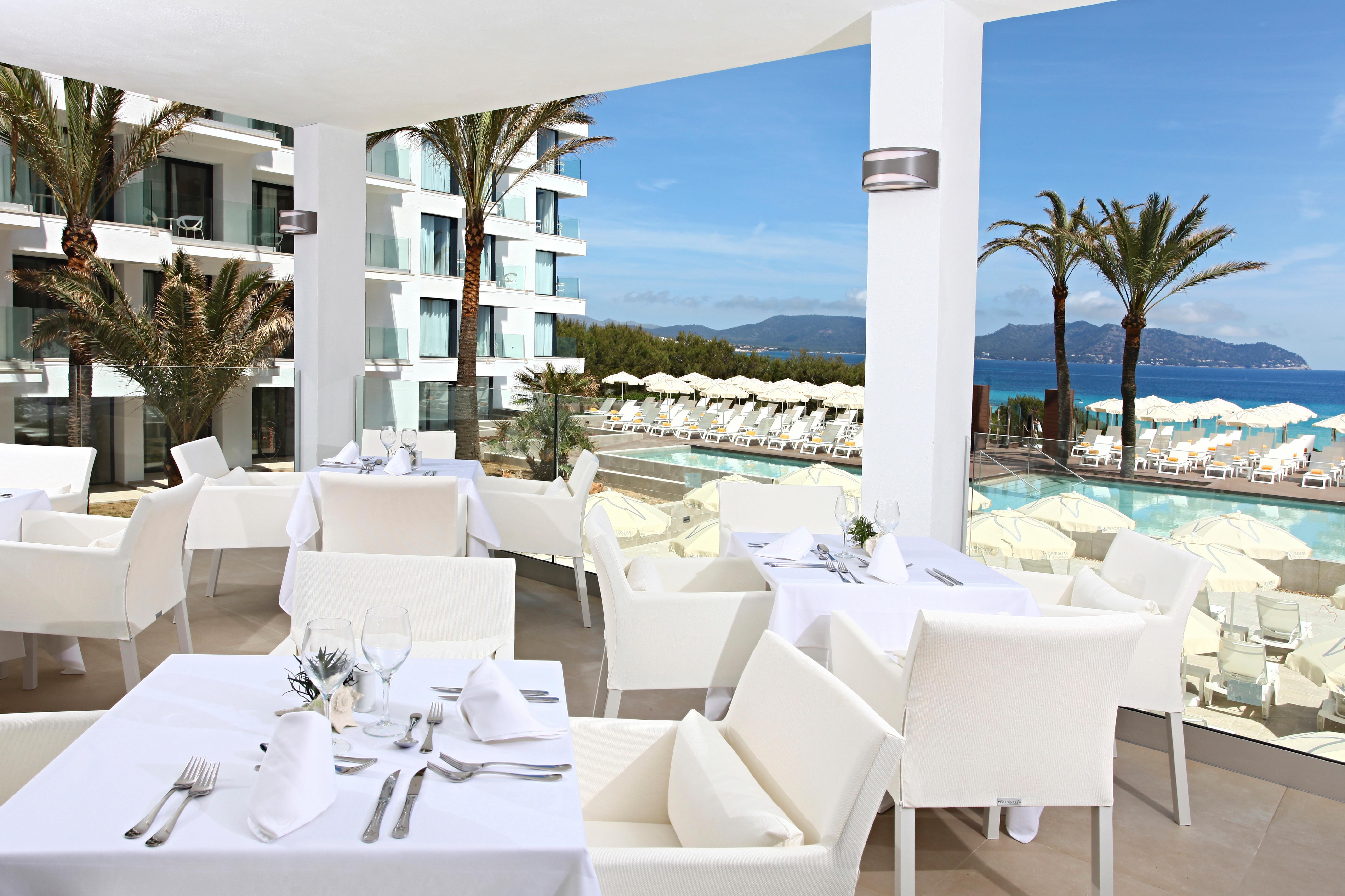 Hotel Iberostar Waves Cala Millor - Adults Only Exterior foto