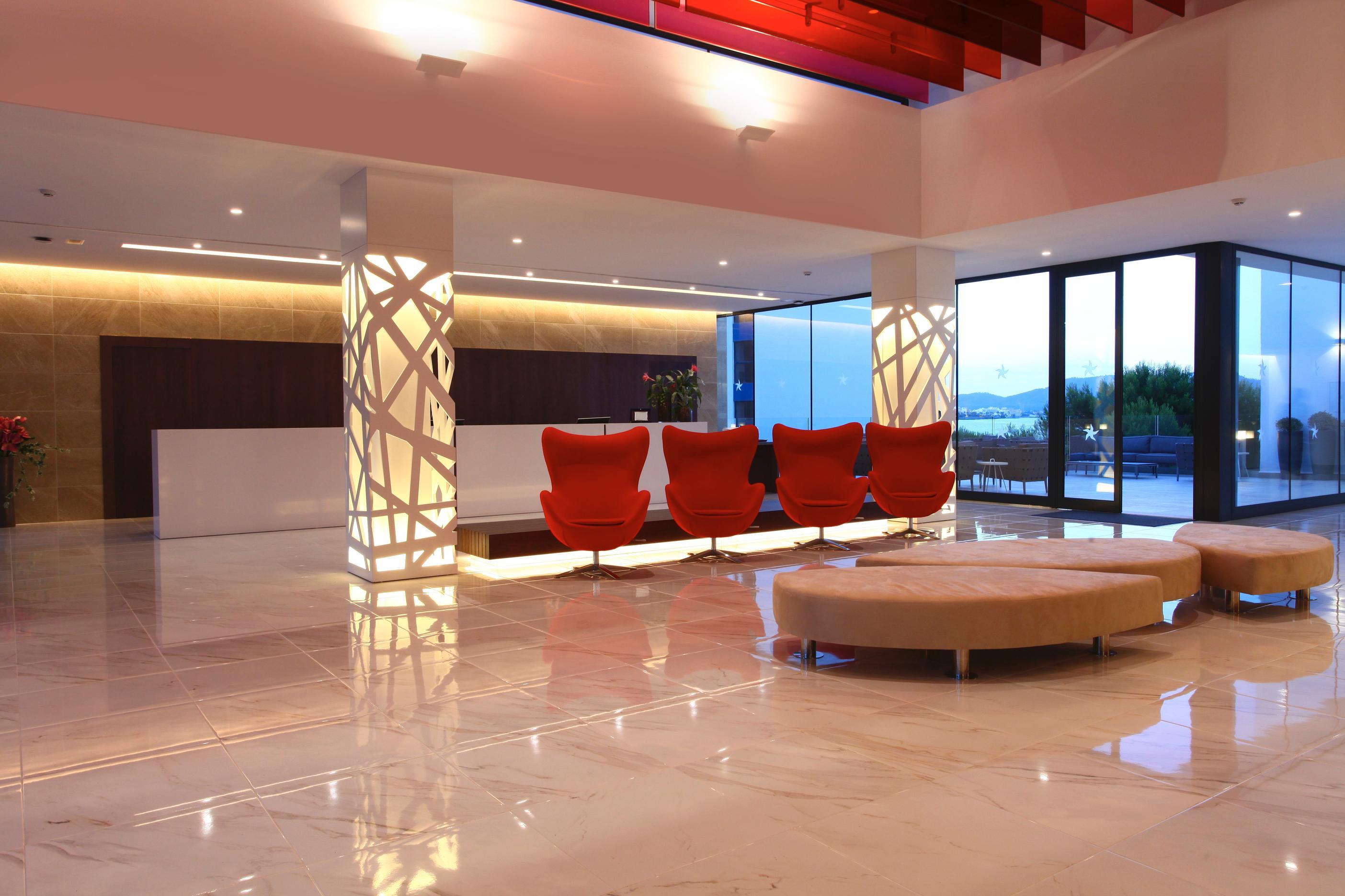 Hotel Iberostar Waves Cala Millor - Adults Only Exterior foto